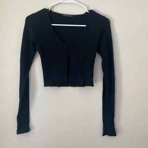Deep V cut fitted crop long sleeve